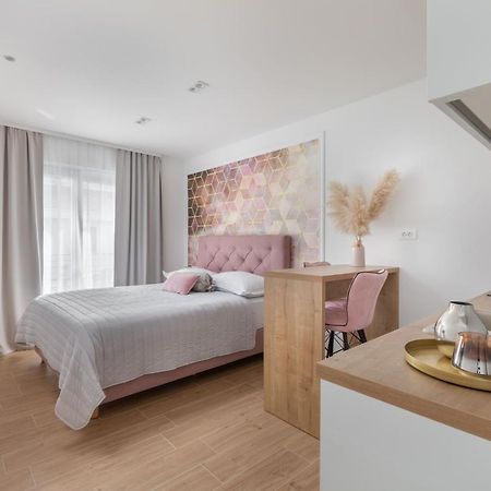 Ivmalu Apartments Tučepi Eksteriør bilde