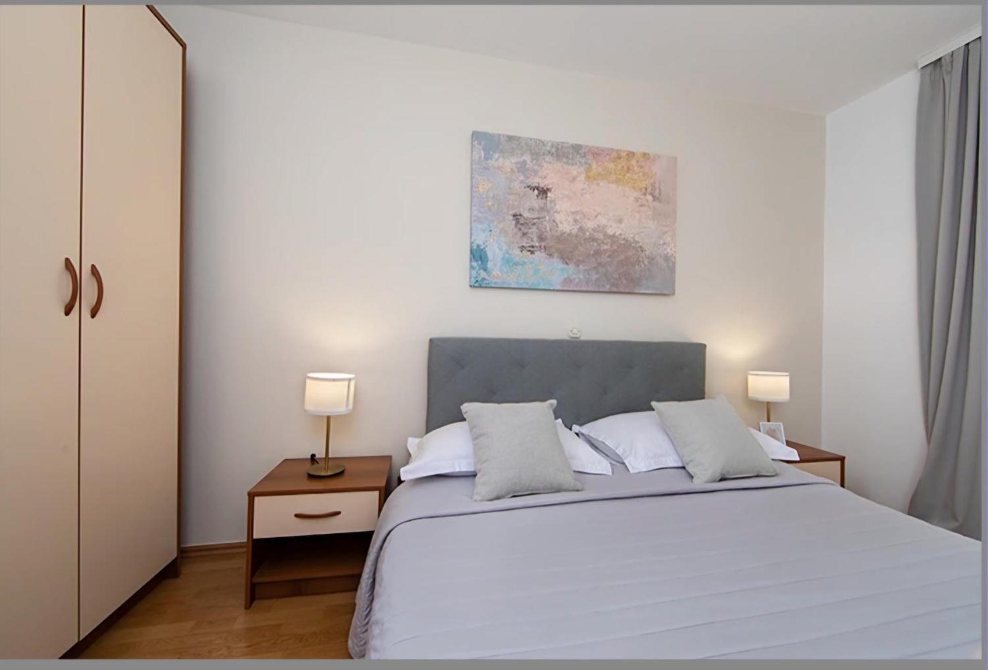 Ivmalu Apartments Tučepi Eksteriør bilde