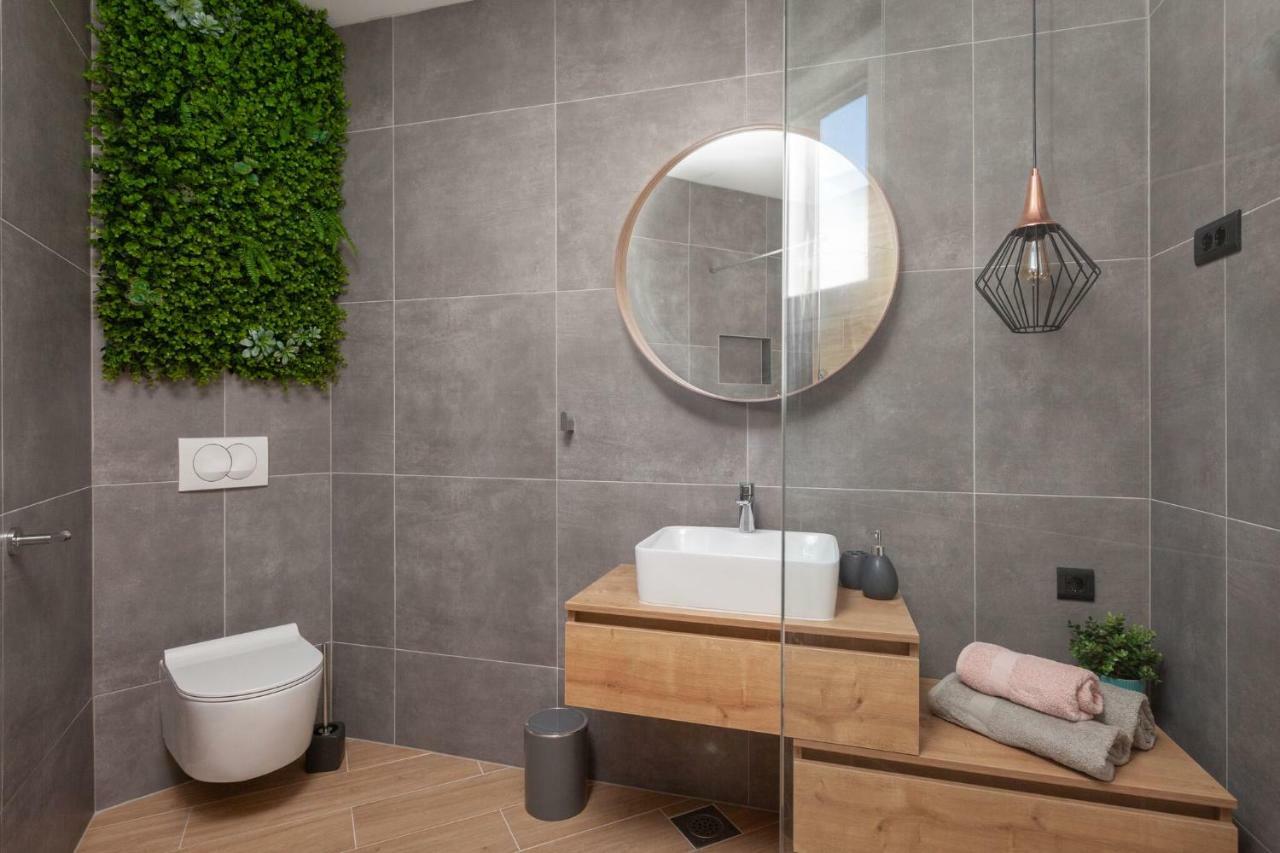 Ivmalu Apartments Tučepi Eksteriør bilde